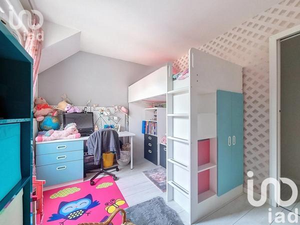 Maison 7 pièces de 151 m² à Bailly-Romainvilliers (77700)