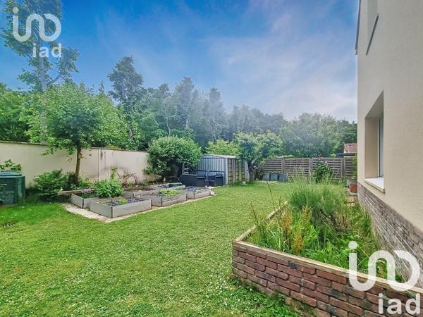 Maison 7 pièces de 151 m² à Bailly-Romainvilliers (77700)