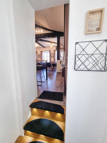 Immeuble 5 pièces - 104 m²