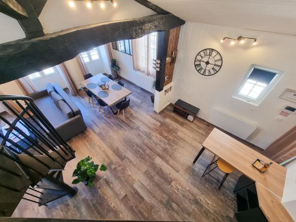 Immeuble 5 pièces - 104 m²