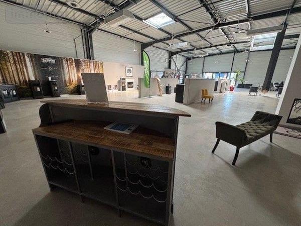 Entrepôt et bureaux à louer à Cormontreuil dans la Marne (51350), ref : 51095/188