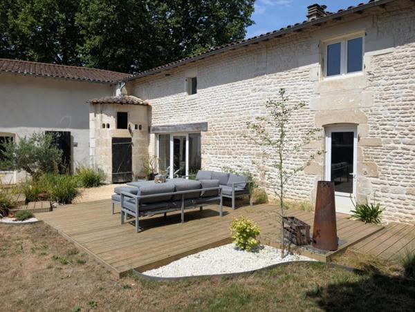 Spacieuse maison esprit Loft en bord de Sèvre