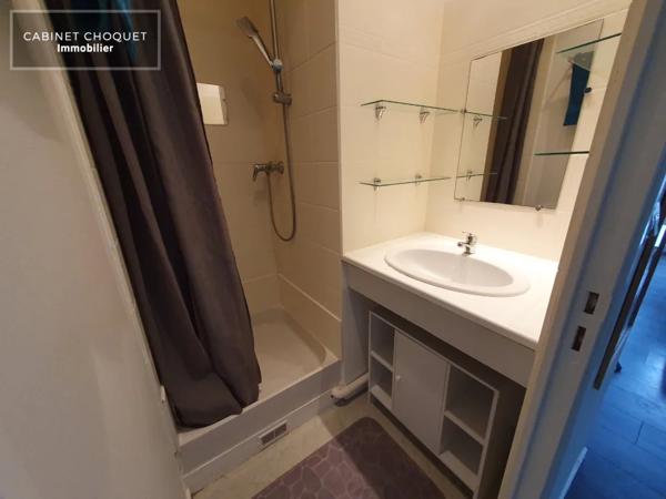 F2 LUMINEUX A VENDRE - LILLE GAMBETTA - 30.5 m 2 - 156 000 €