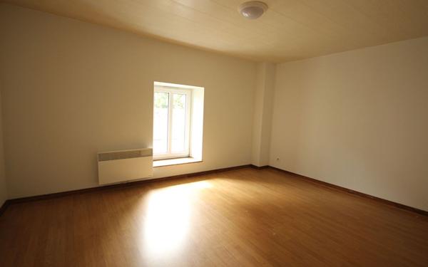 Maison à louer    4 pièces •  Castétis