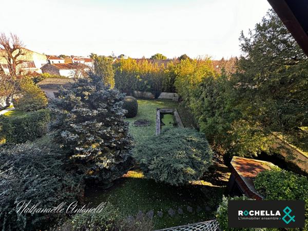 MAISON EN PIERRE ST JEAN D'ANGELY