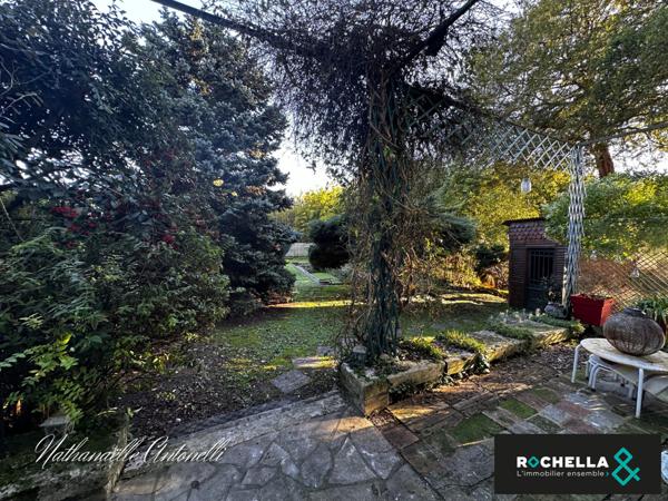 MAISON EN PIERRE ST JEAN D'ANGELY