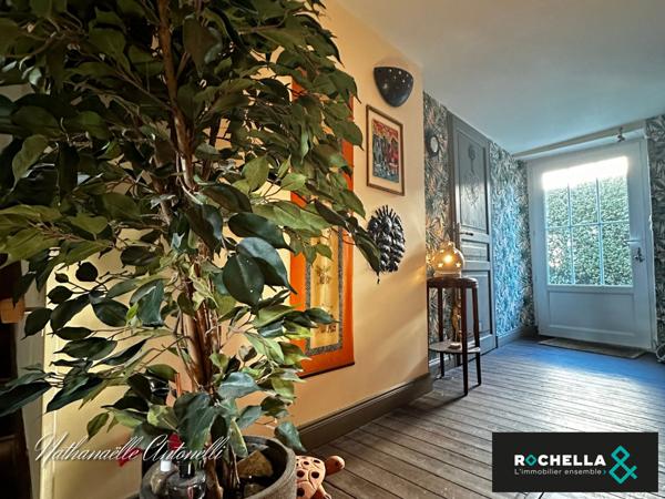 MAISON EN PIERRE ST JEAN D'ANGELY