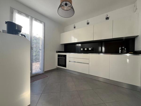 LA ROQUETTE SUR SIAGNE MAISON 4P 85 M2 GARAGE PARKING