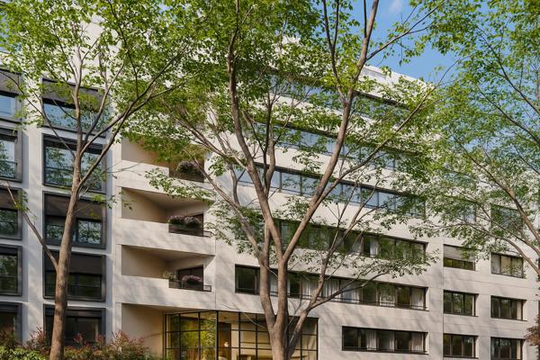 Bel appartement 3 pièces, 2 chambres avec cave et parking - 4e étage dans immeuble de grand standing