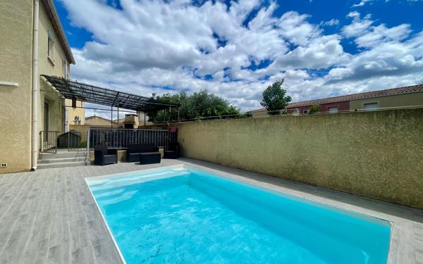 Maison à vendre    4 pièces •  Saint-Gilles