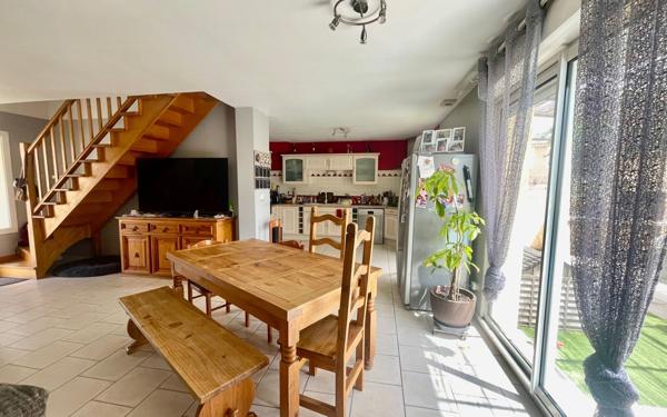 Maison à vendre    4 pièces •  Saint-Gilles