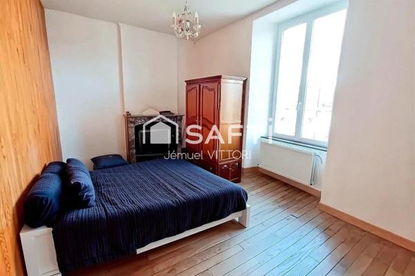 Propriété spacieuse avec dépendance et terrain clos