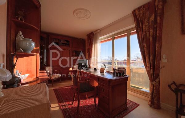 Appartement T5 - Centre-ville - Aperçu mer