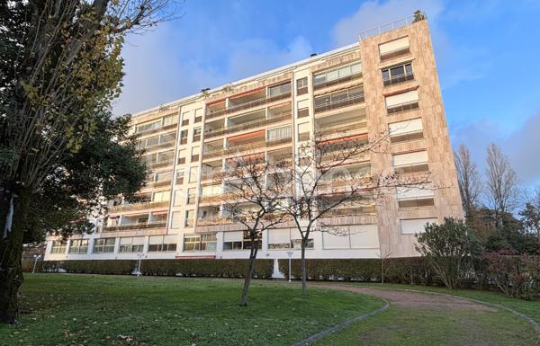 Appartement T5 - Centre-ville - Aperçu mer