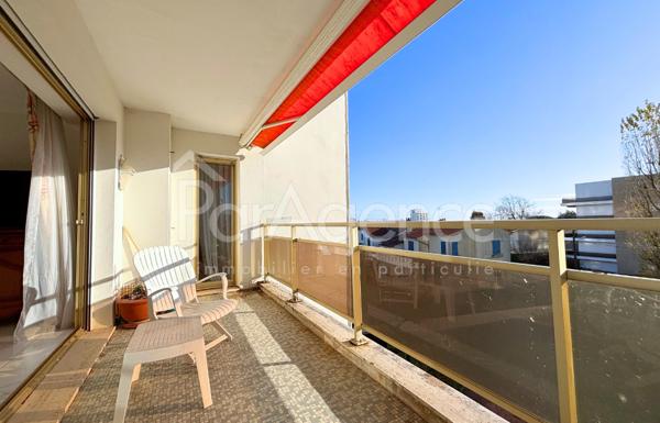 Appartement T5 - Centre-ville - Aperçu mer