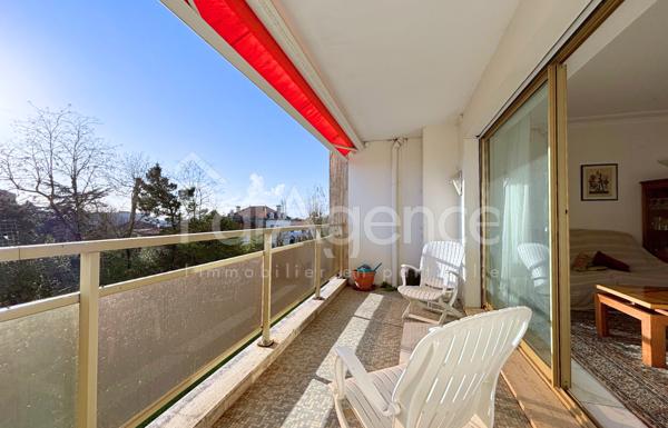 Appartement T5 - Centre-ville - Aperçu mer