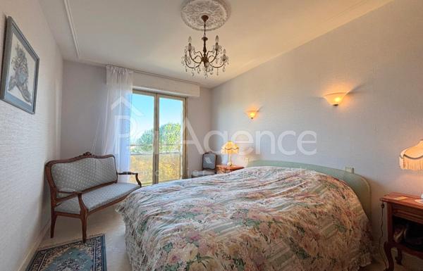 Appartement T5 - Centre-ville - Aperçu mer