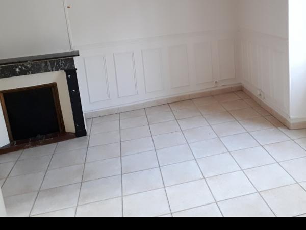 Location Appartement 2 pièces Étampes (91150) - Saint-Pierre