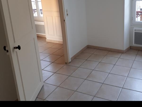 Location Appartement 2 pièces Étampes (91150) - Saint-Pierre