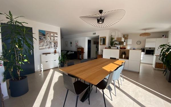 Appartement à vendre    5 pièces • 129 m2 Mauguio