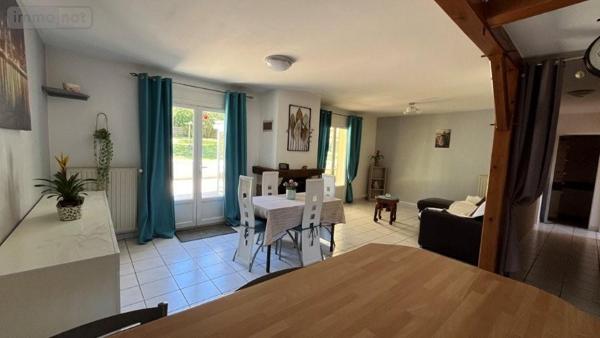 Maison à vendre à Luynes dans l'Indre-et-Loire (37230), ref : 999/3758   
LUYNES