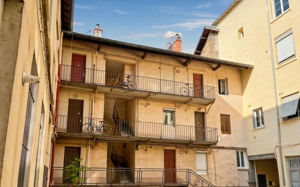 Appartement à vendre    1 pièce • 25,42 m2 Lyon 1