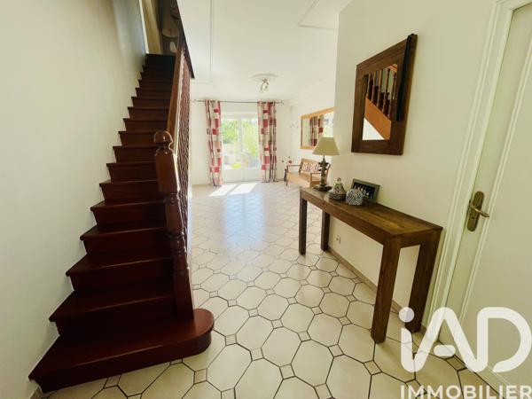 Maison à vendre 11 pièces 265 m² Montereau-Fault-Yonne