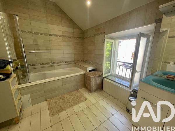 Maison à vendre 11 pièces 265 m² Montereau-Fault-Yonne