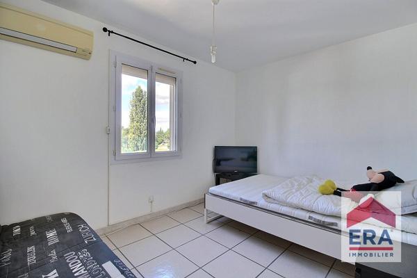 Maison Orange 4 pièces 91 m² - 3 chambres - Jardin - Piscine - Garage