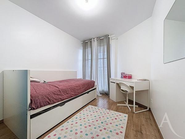 Appartement Mantes La Jolie 4 pièce(s) 84.72 m2