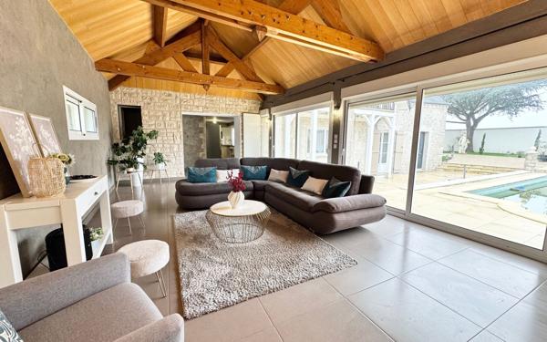 Maison à vendre    6 pièces •  La Chapelle-Saint-Mesmin