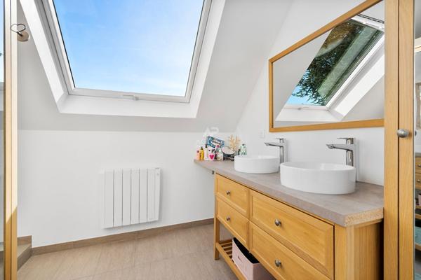 Maison SAINT GERMAIN EN LAYE / Chambourcy 8 pièce(s) 204m2 €960 000 ** - Référence 17727