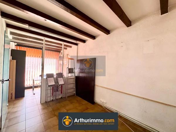 Vente                                                      Immeuble
                        
                     9 pièces                      170 m2                     à Faremoutiers