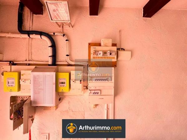 Vente                                                      Immeuble
                        
                     9 pièces                      170 m2                     à Faremoutiers