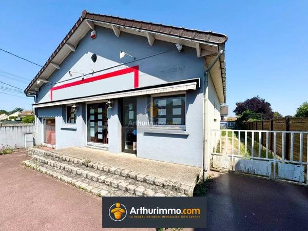 Vente                                                      Immeuble
                        
                     9 pièces                      170 m2                     à Faremoutiers