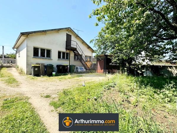 Vente                                                      Immeuble
                        
                     9 pièces                      170 m2                     à Faremoutiers