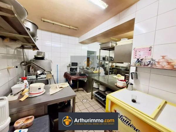 Vente                                                      Immeuble
                        
                     9 pièces                      315 m2                     à Coulommiers