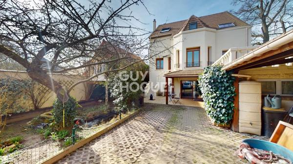 Maison à vendre à Herblay sur Seine - 9 pièces, 6 chambres