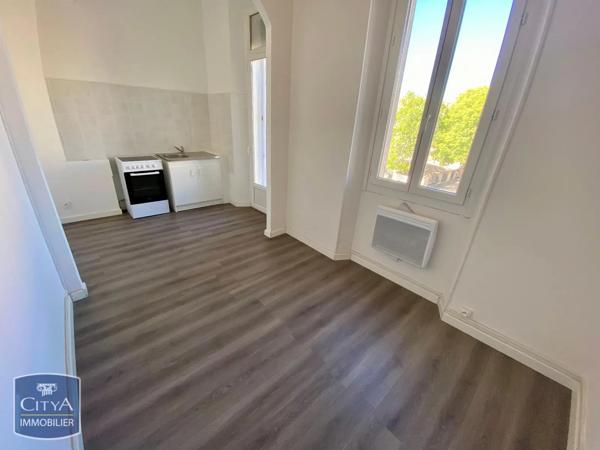 Appartement à louer 2 pièces 42m² Toulon (83000)