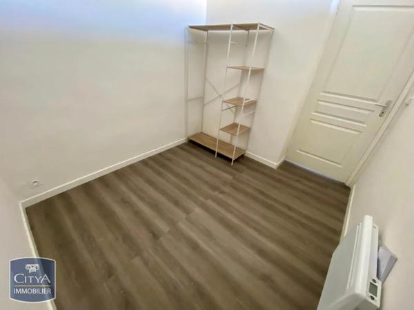Appartement à louer 2 pièces 42m² Toulon (83000)