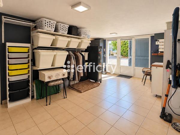 Maison
         6 pièces
        - 153 m² Exclusivité 450 000 € *