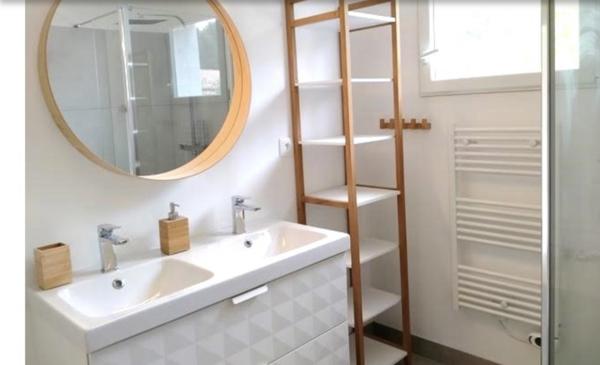 Maison
         5 pièces
        - 128 m² 459 000 € *