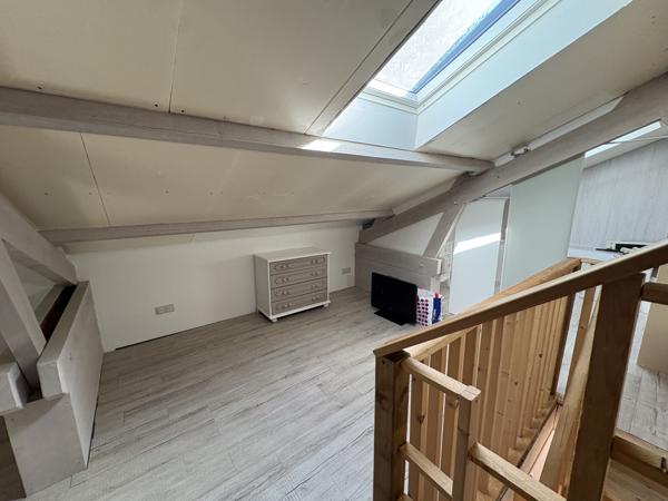 Maison avec studio et piscine
