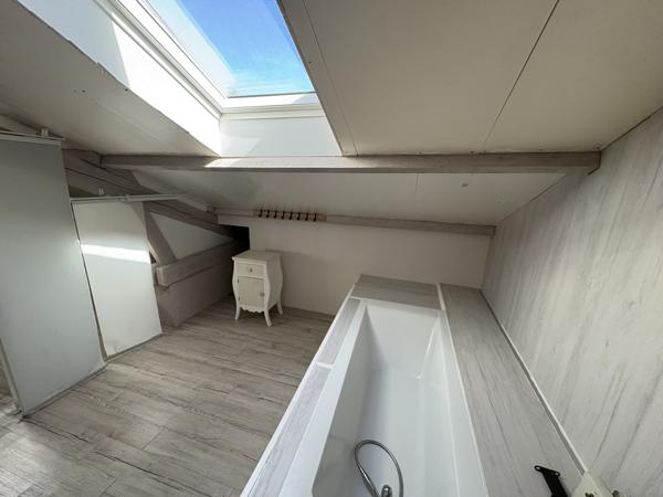 Maison avec studio et piscine