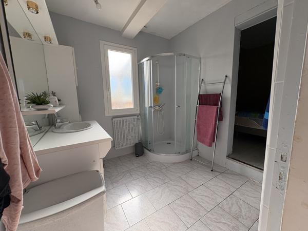 Maison avec studio et piscine