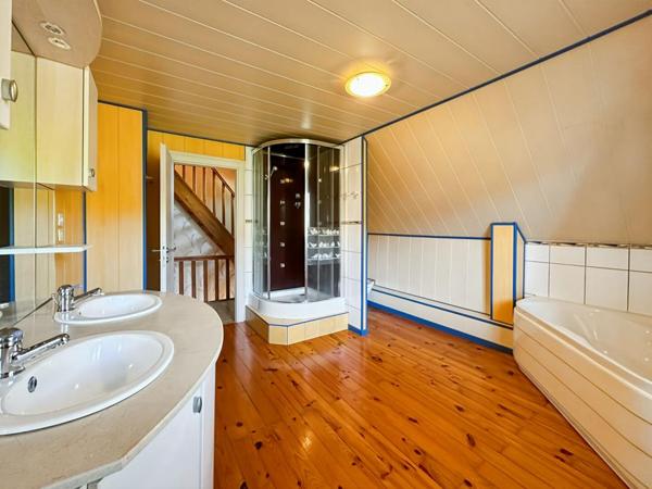 Moosch, 68690, maison 4 chambres, terrain plat 15 ares, proche école et commodités