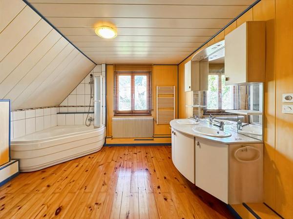 Moosch, 68690, maison 4 chambres, terrain plat 15 ares, proche école et commodités