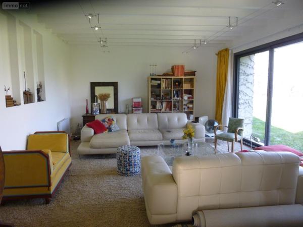 Maison à vendre à Saint-Martin-sur-Nohain dans la Nièvre (58150), ref : ST 237