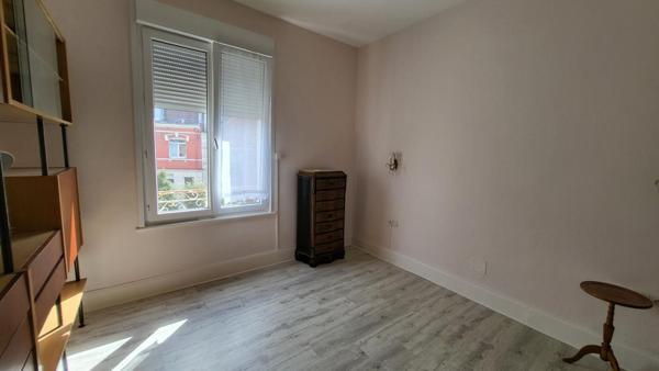 MAISON HYPER CENTRE AVEC COUR