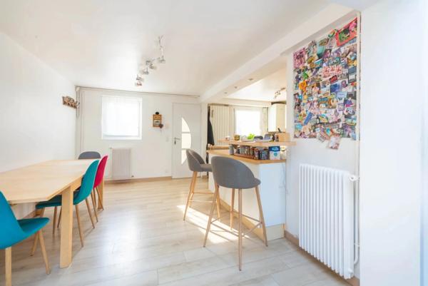 Rueil-Malmaison – Quartier des Coteaux – Maison familiale rénovée – 4 chambres – 105 m²